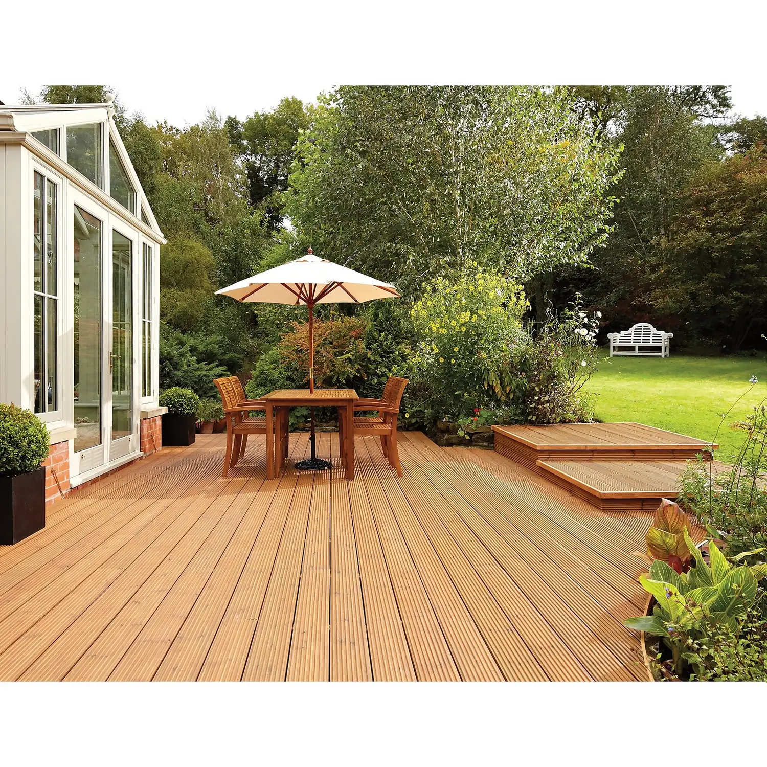 Ronseal Ultimate Protection Decking Stain Country Oak - 5L 2 Ronseal Ultimate Protection Decking Stain Country Oak - 5L - Image 2
