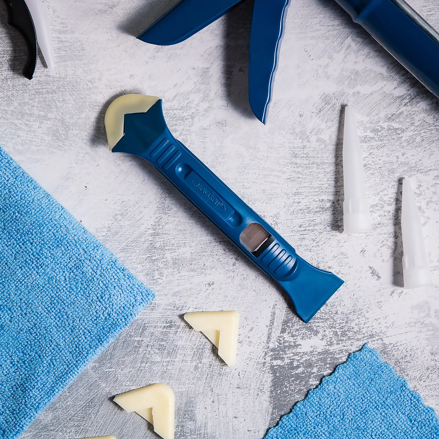 Homebuild 17 Piece Caulking Kit 7 Homebuild 17 Piece Caulking Kit - Image 7